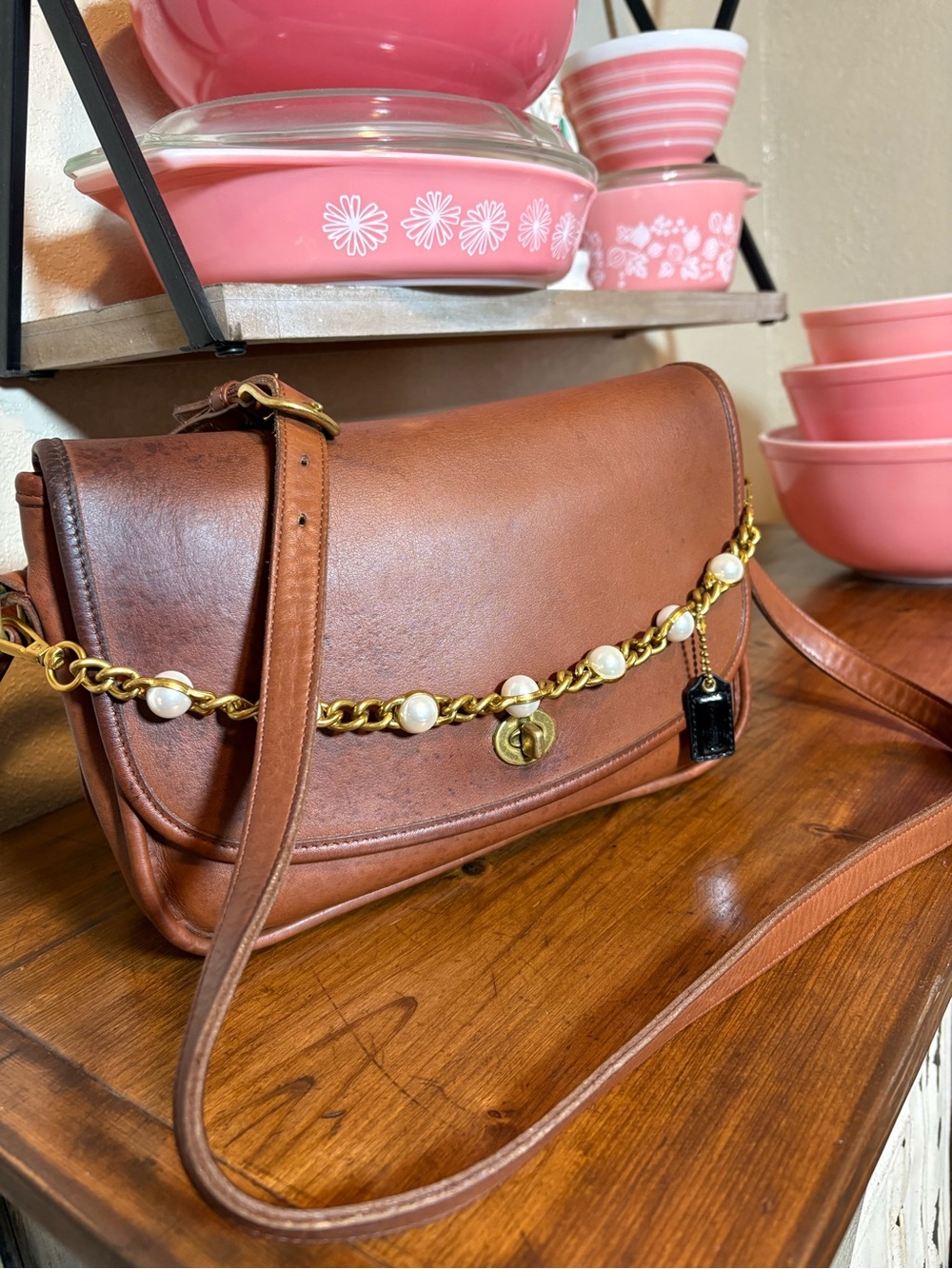 Vintage 2000 Coach City Bag, chain and tag included
